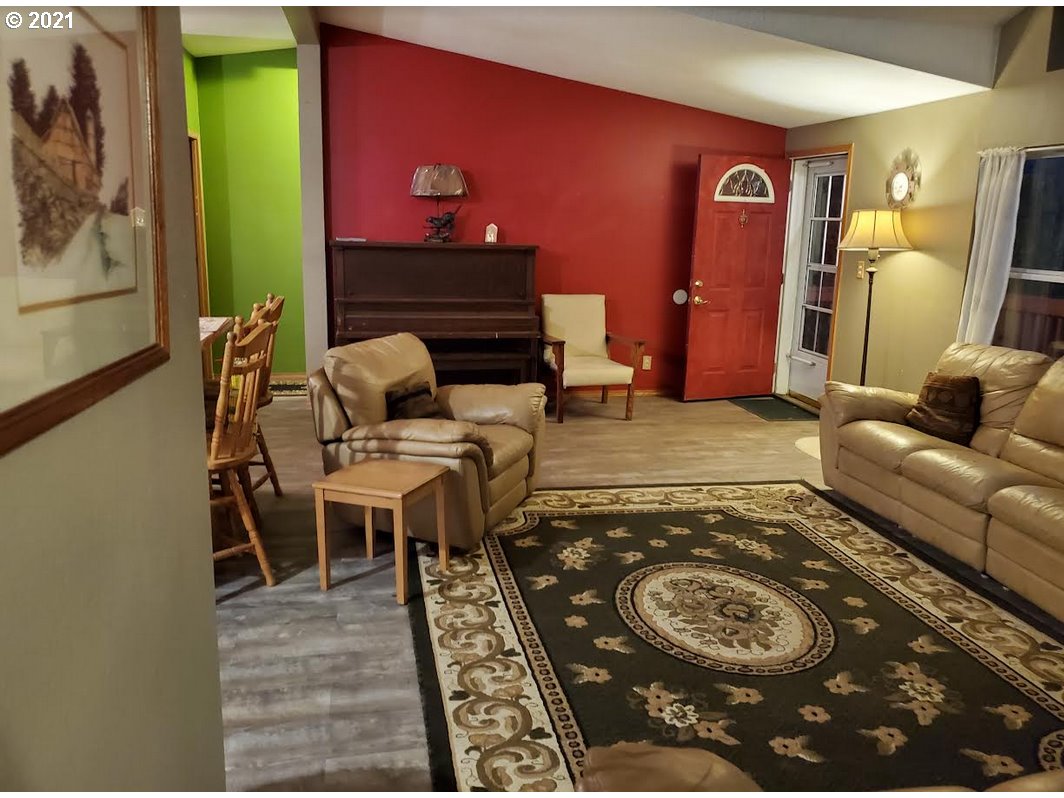 9430 South Prairie Road Tillamook, OR 97141 - Photo 5 of 31 Gallery Image 5