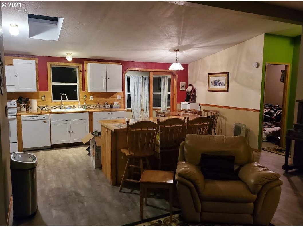 9430 South Prairie Road Tillamook, OR 97141 - Photo 7 of 31 Gallery Image 7