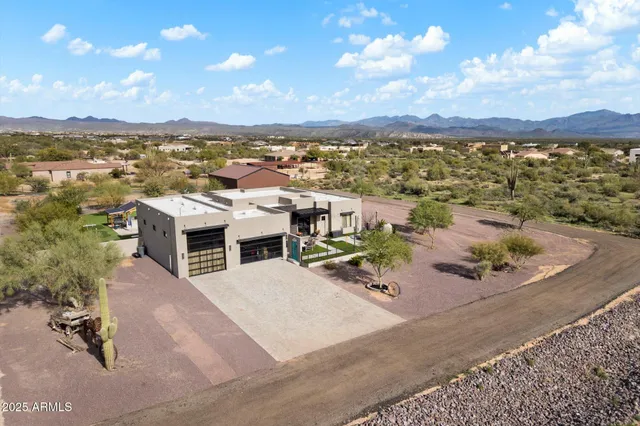 $2,100,000 | 13936 East Dyer Lane, Scottsdale, AZ 85262