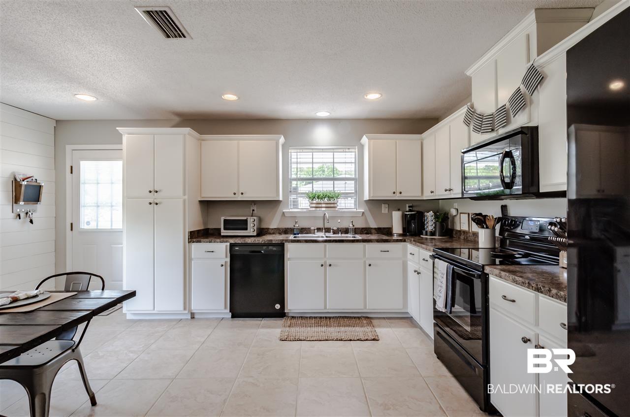 10956 Brighton Drive South Chunchula, AL 36521 - Photo 8 of 27