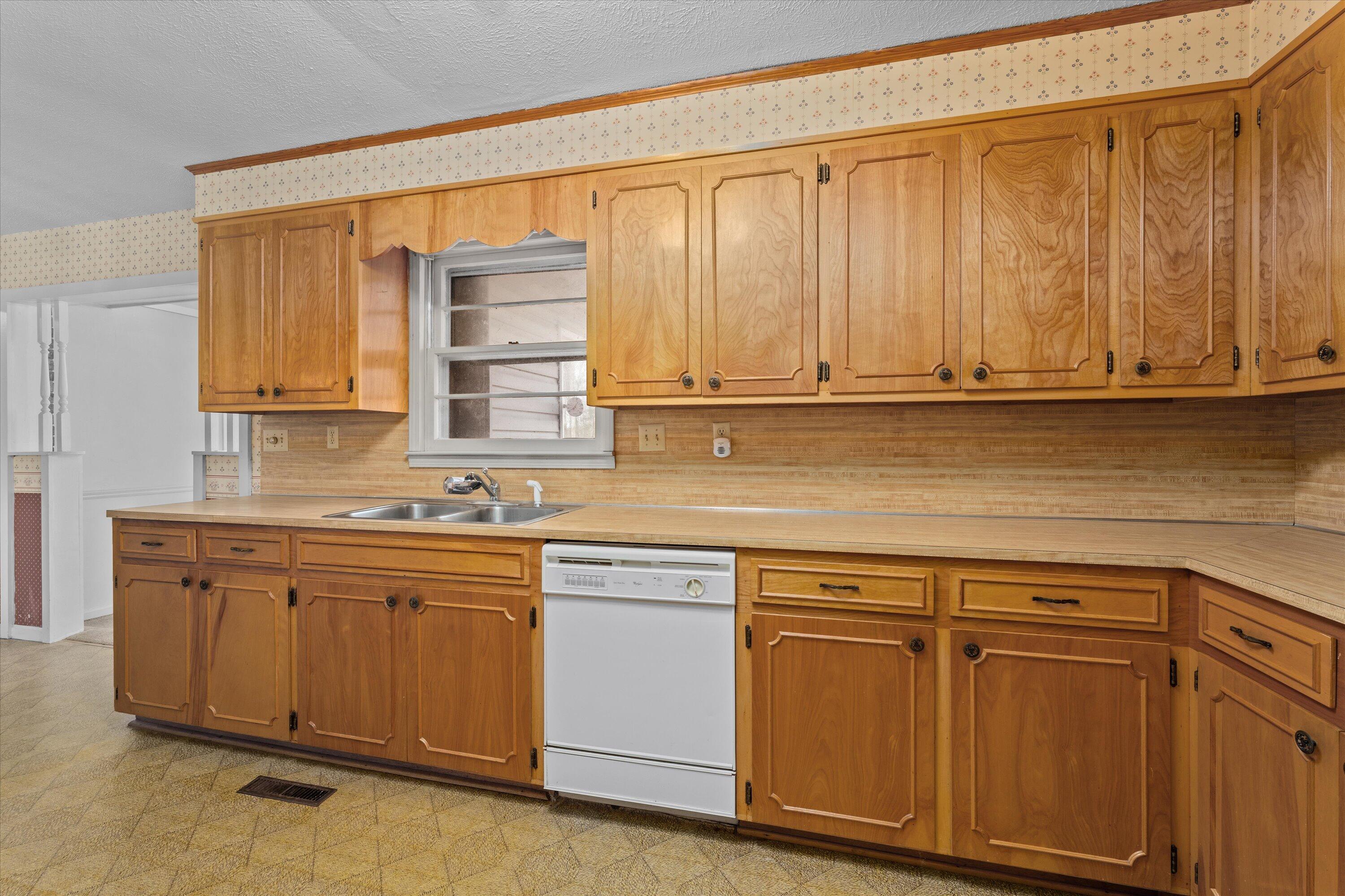 13 Country Place Road Edgefield, SC 29824 - Photo 28 of 41