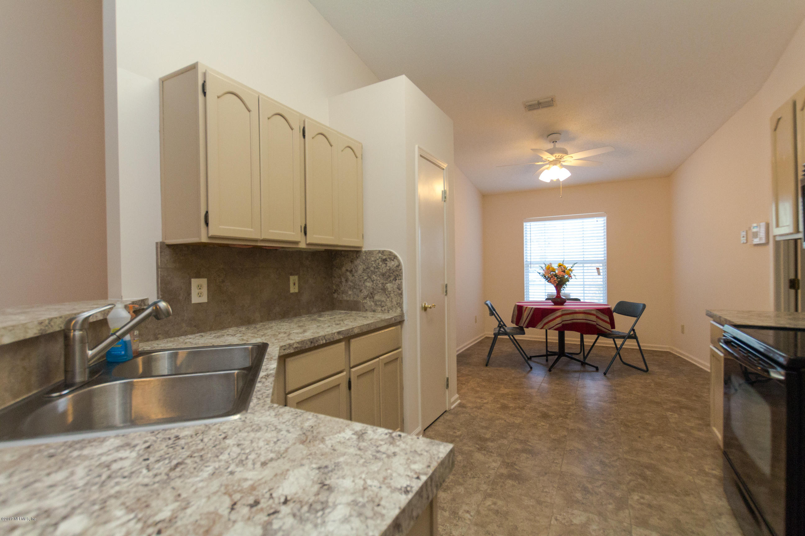 12500 Lem Turner Road Jacksonville, FL 32218 - Photo 36 of 59 Kitchen View 2