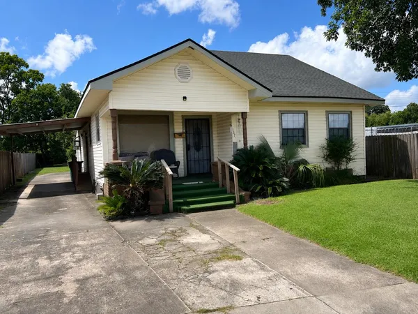 $89,900 | 1871 Washington Boulevard, Beaumont, TX 77705