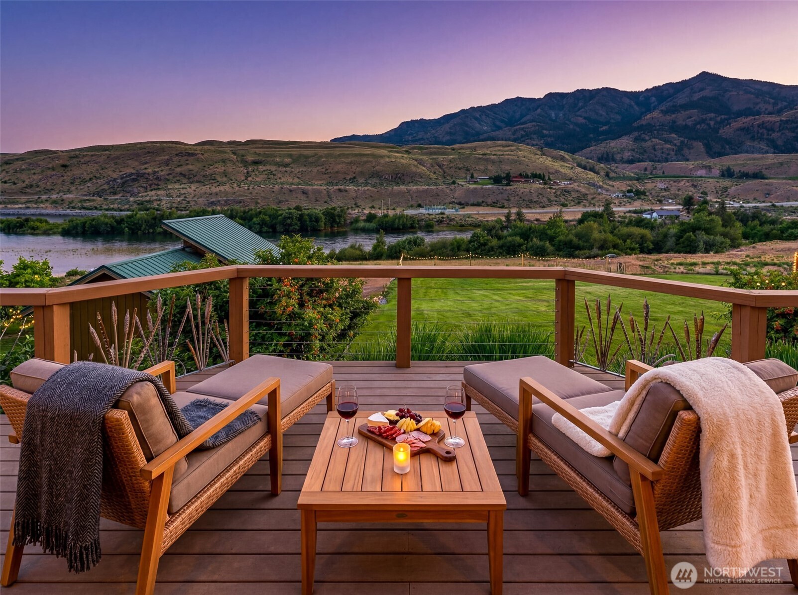 105 Bill Shaw Road Pateros, WA 98846 - Photo 2 of 40