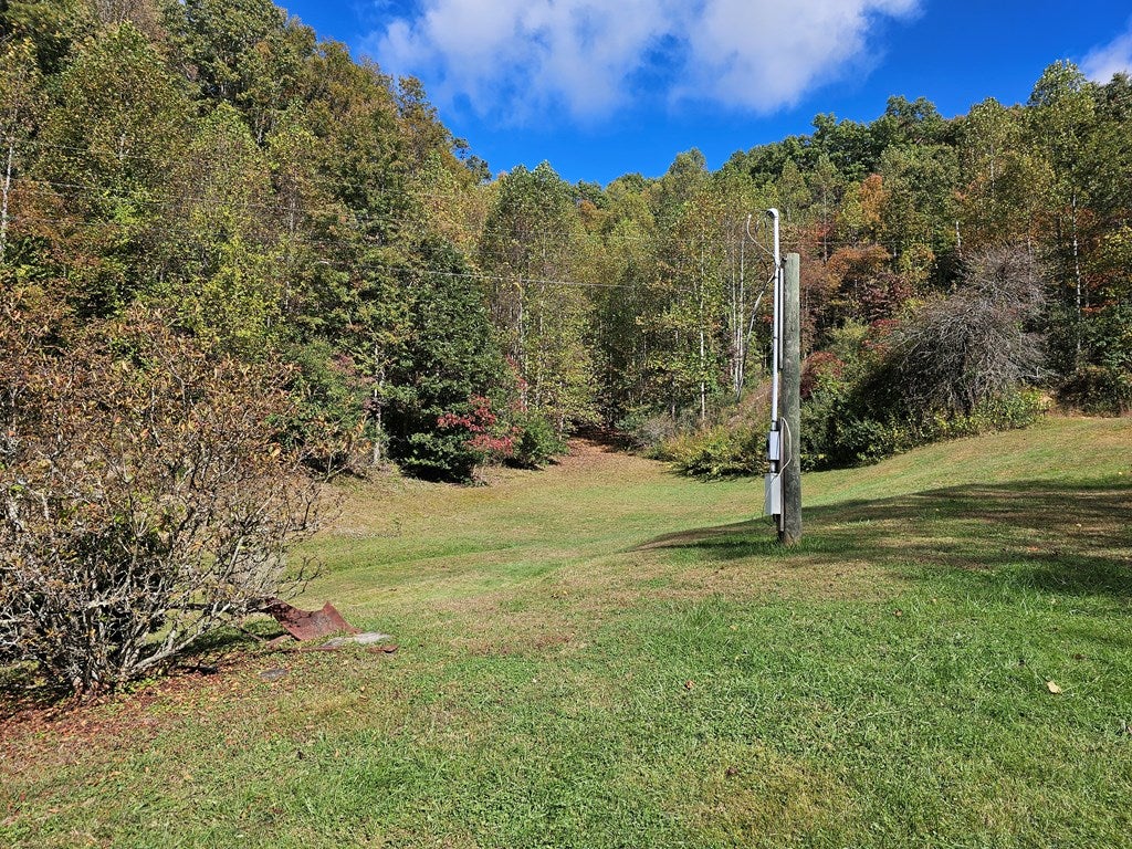 427 Scenic Road Raven, VA 24639 - Photo 24 of 29 Gallery Image 24