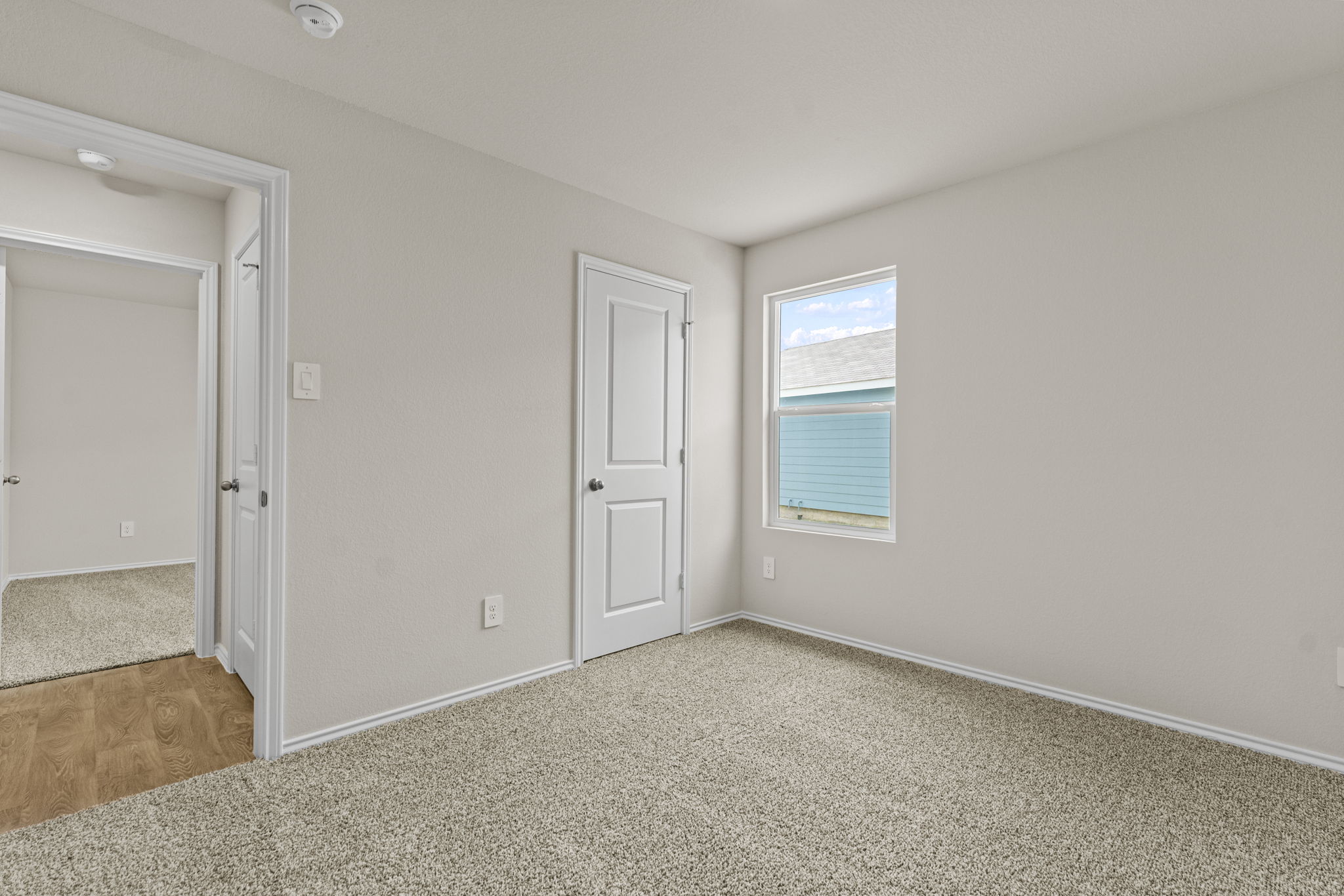 2203 Loganberry Lane Luling, TX 78648 - Photo 4 of 35
