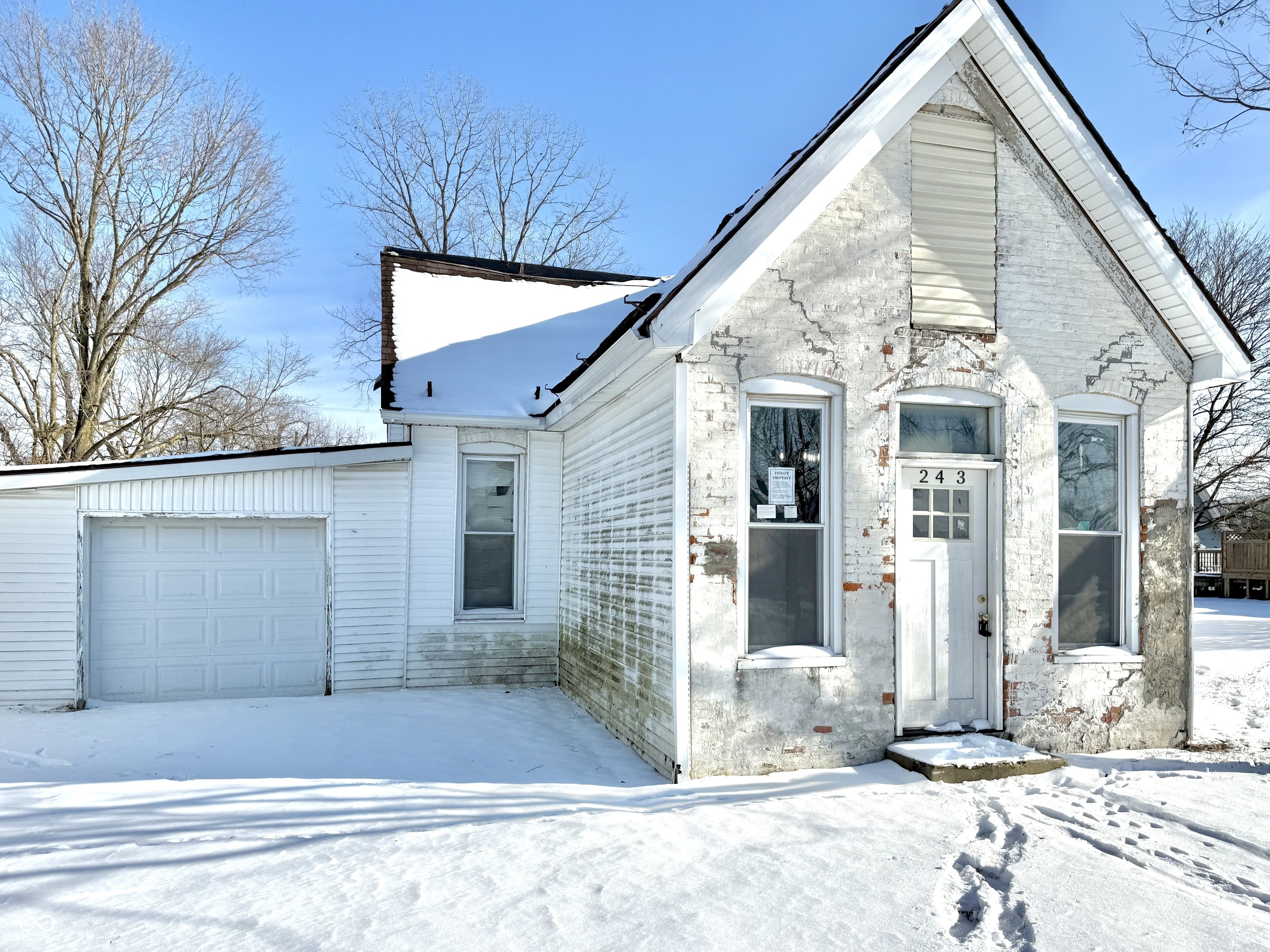 263 Carthage Road Charlottesville, IN 46117 - Photo 2 of 38