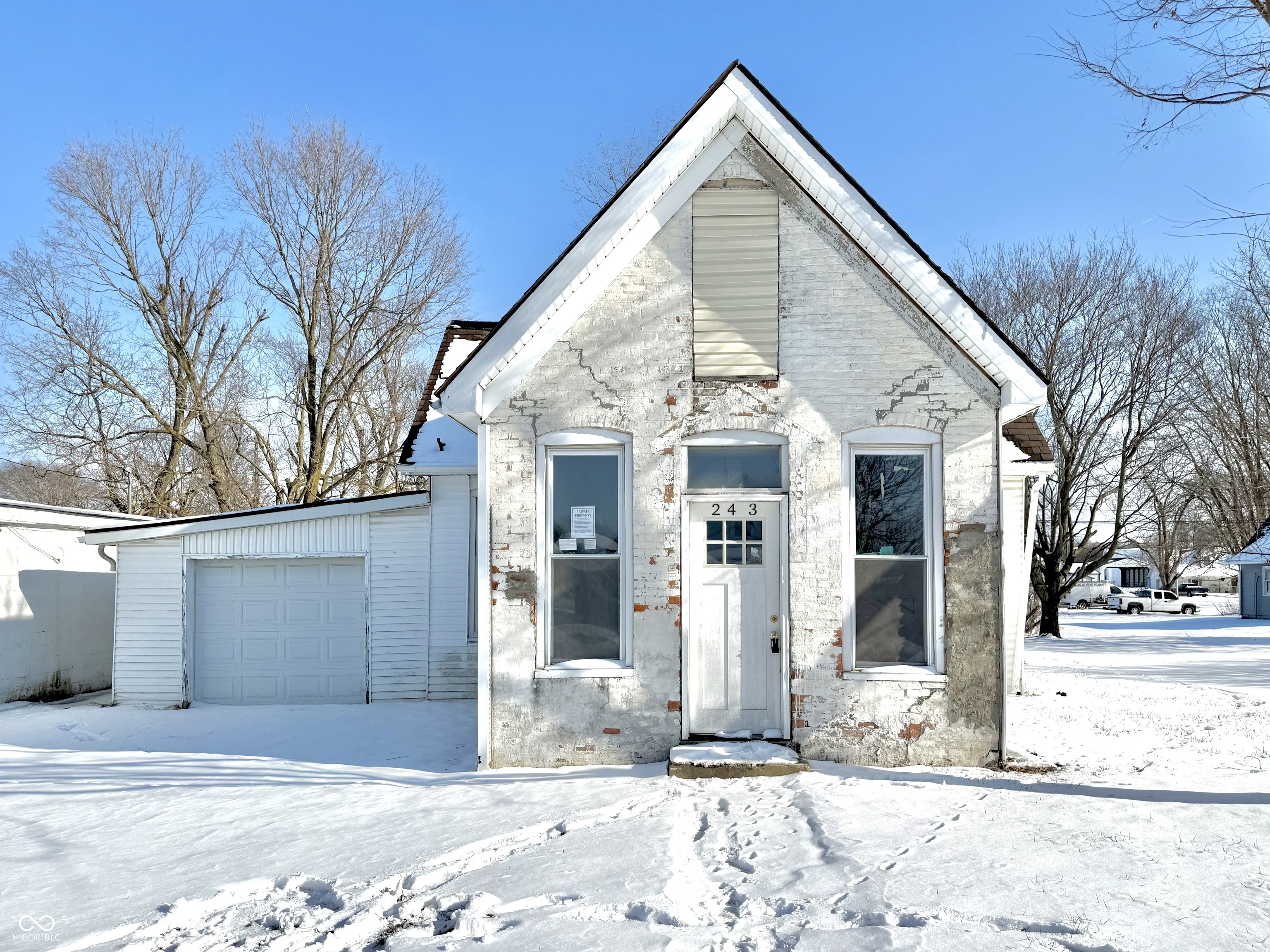 263 Carthage Road Charlottesville, IN 46117 - Photo 2 of 38
