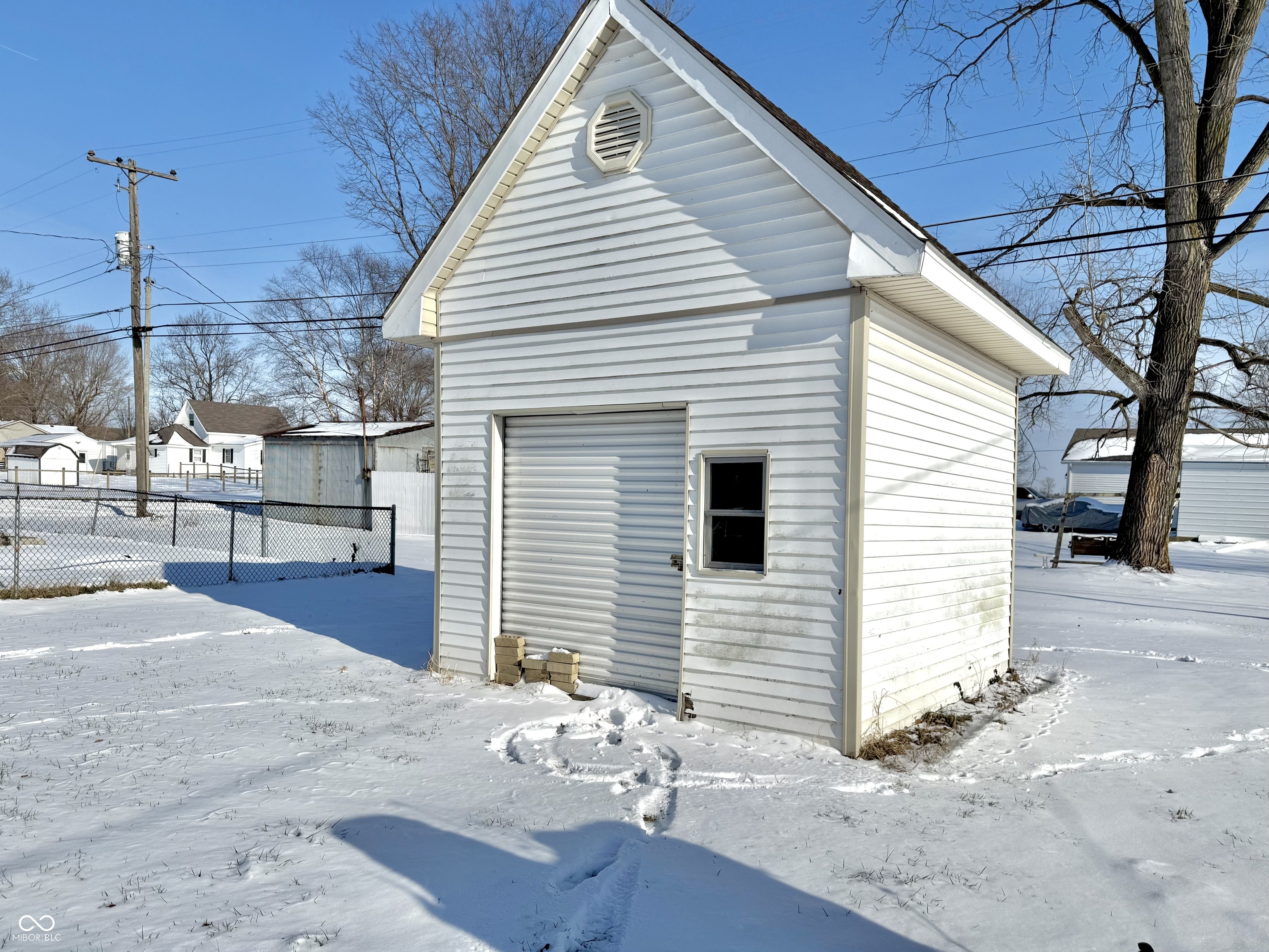 263 Carthage Road Charlottesville, IN 46117 - Photo 10 of 38