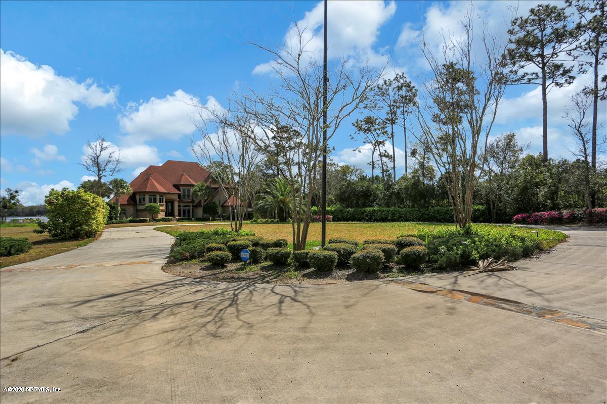 96270 Captains Pointe Road Yulee, FL 32097 - Photo 34 of 34 a view of a park with large trees