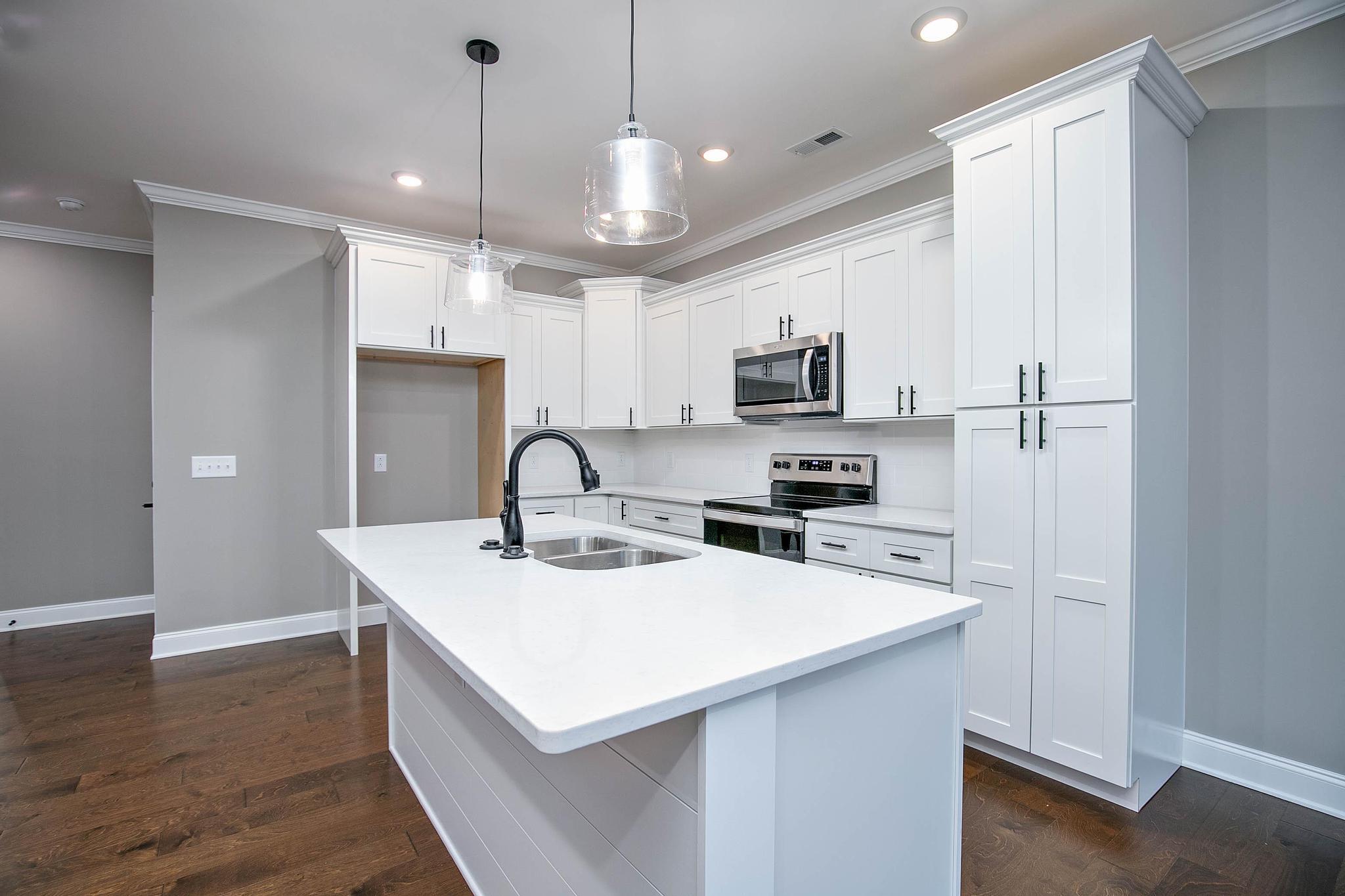 343 Piper Glen Gray, TN 37615 - Photo 11 of 29 Glen Piper-11