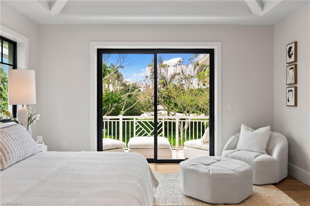 1191 7th Avenue North Naples, FL 34102 - Photo 39 of 49 VIP Bedroom en suite