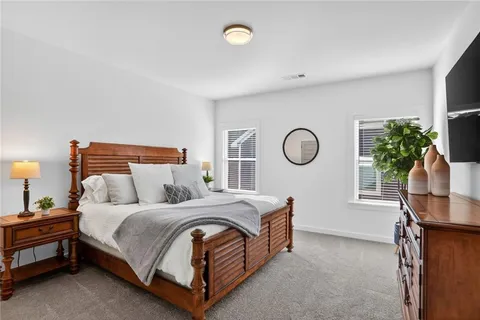 $820,000 | 5040 Reserve Drive, Cumming, GA 30040