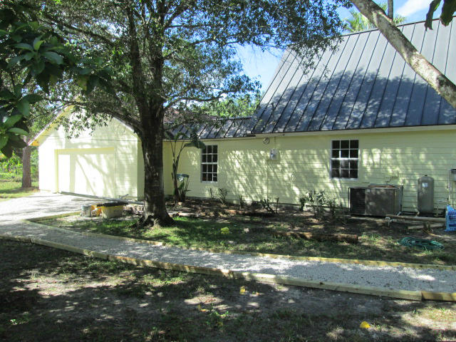 17081 Alexander Run Jupiter, FL 33478 - Photo 5 of 22 IMG_9441