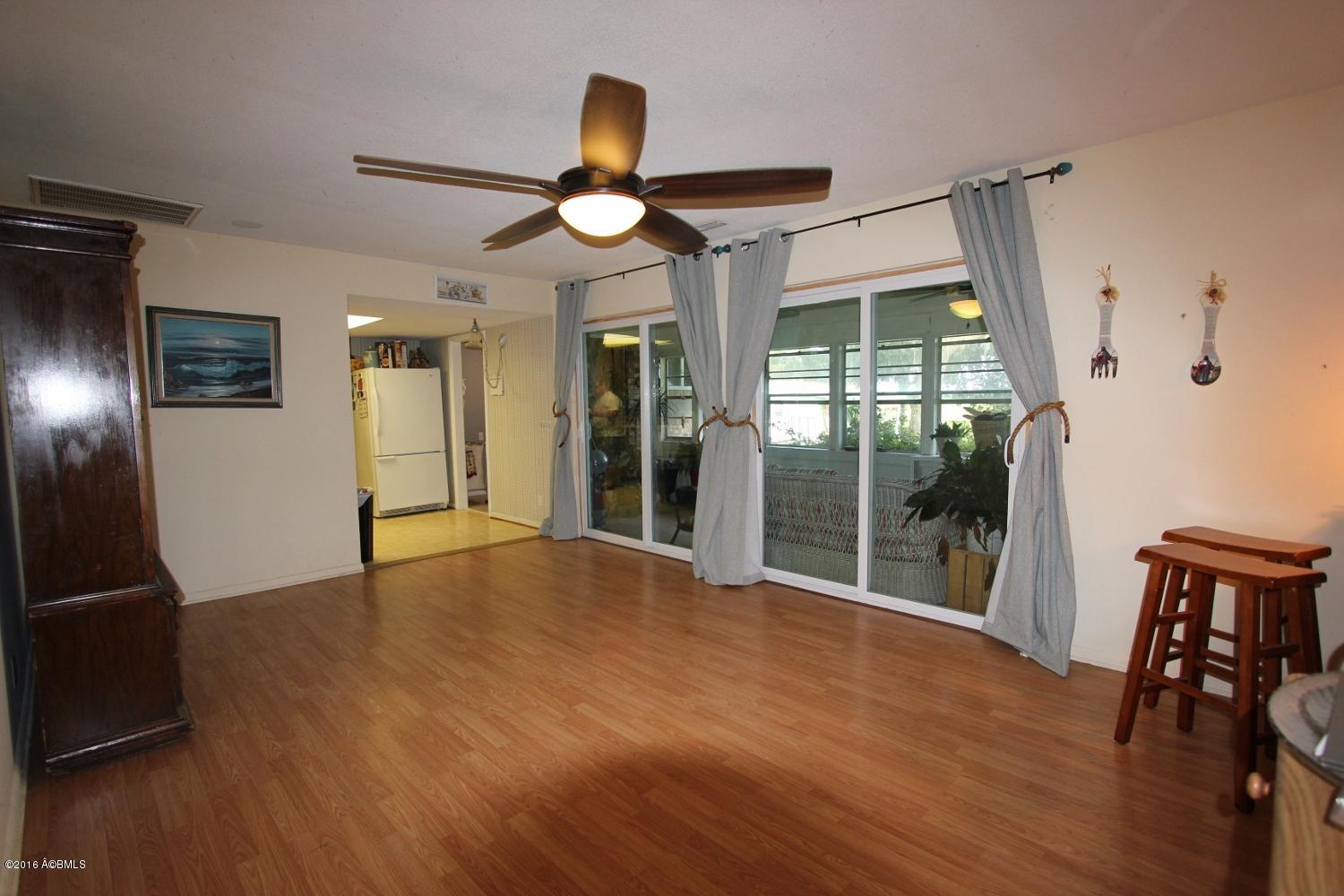 4038 Shell Point Road Beaufort, SC 29906 - Photo 6 of 23 Dining Room