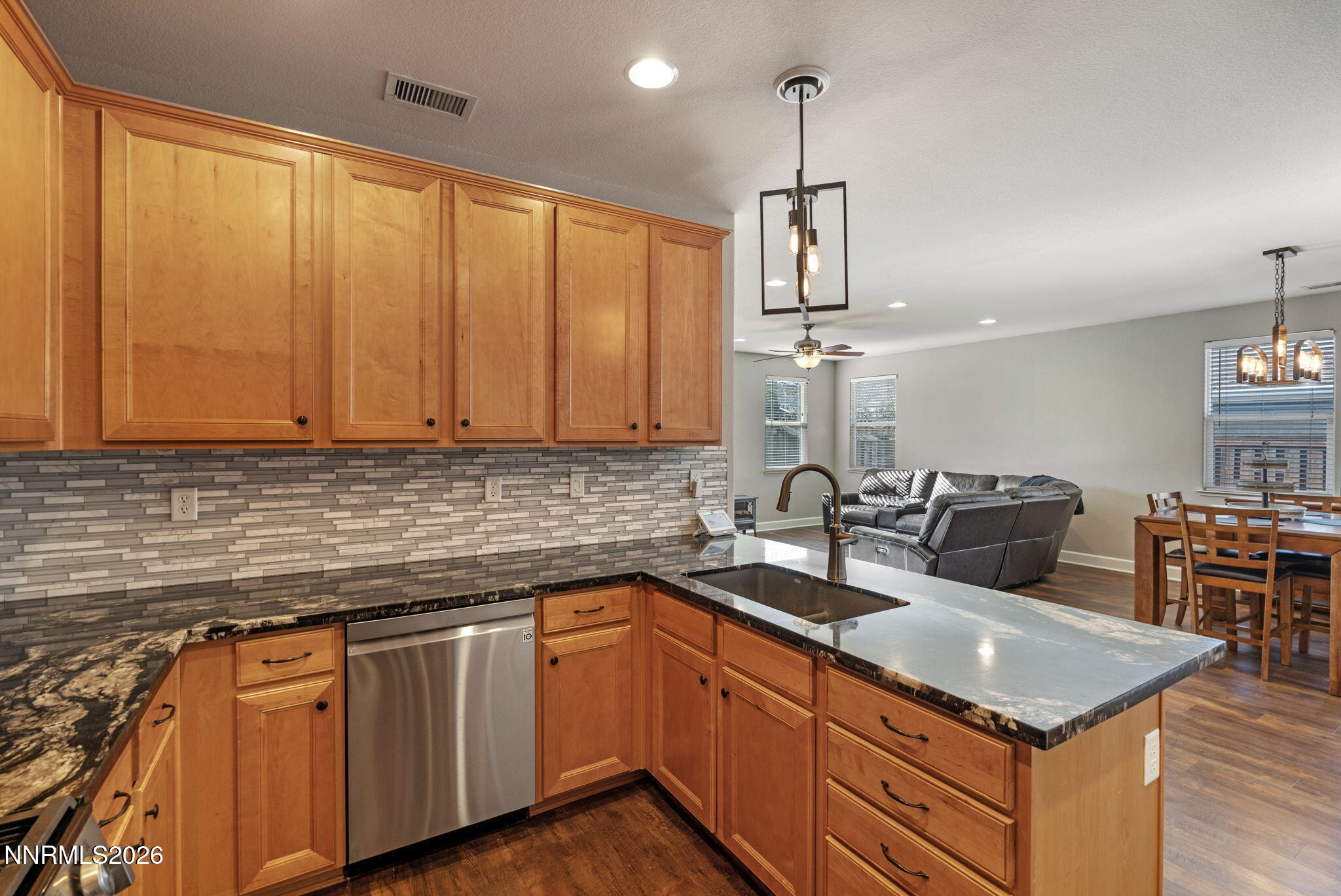 540 Terracina Way Reno, NV 89521 - Photo 16 of 38 20-web-or-mls-DSC08636