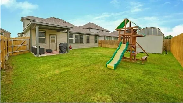 $2,399 | 112 Magna Lane, Liberty Hill, TX 78642