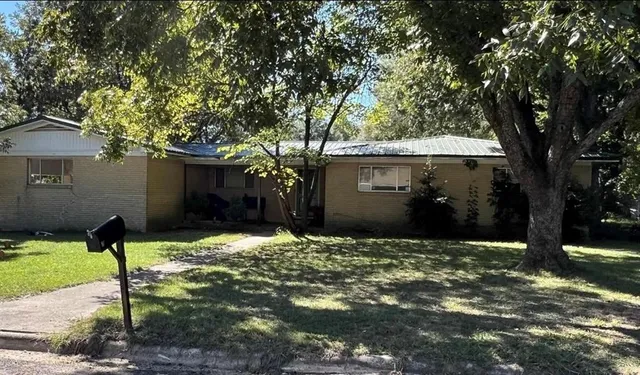 $260,000 | 505 Anderson Street, New Boston, TX 75570