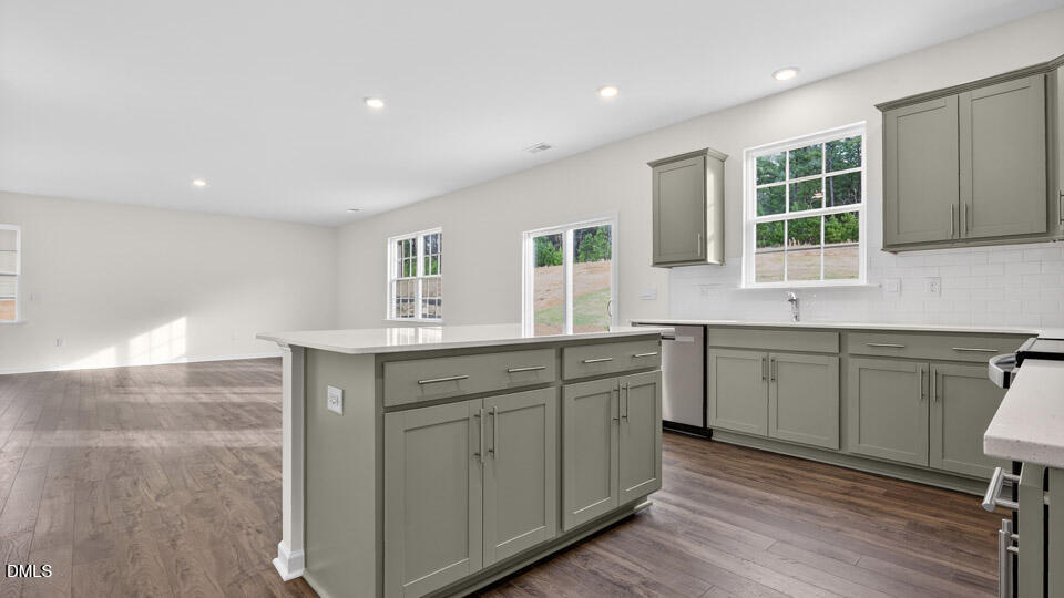 324 Flat Riv Run Hillsborough, NC 27278 - Photo 5 of 42 Kitchen