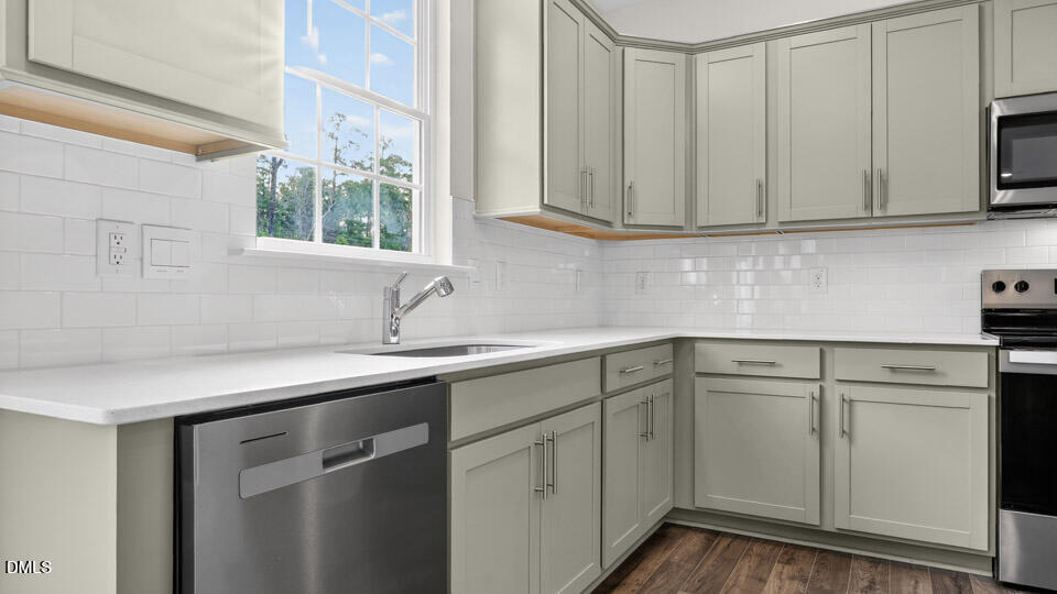 324 Flat Riv Run Hillsborough, NC 27278 - Photo 7 of 42 Kitchen