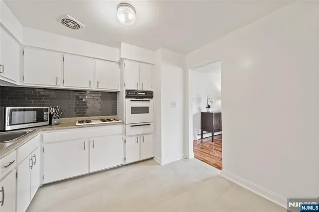 $279,999 | 322 Hoover Avenue, Unit 73, Bloomfield, NJ 07003