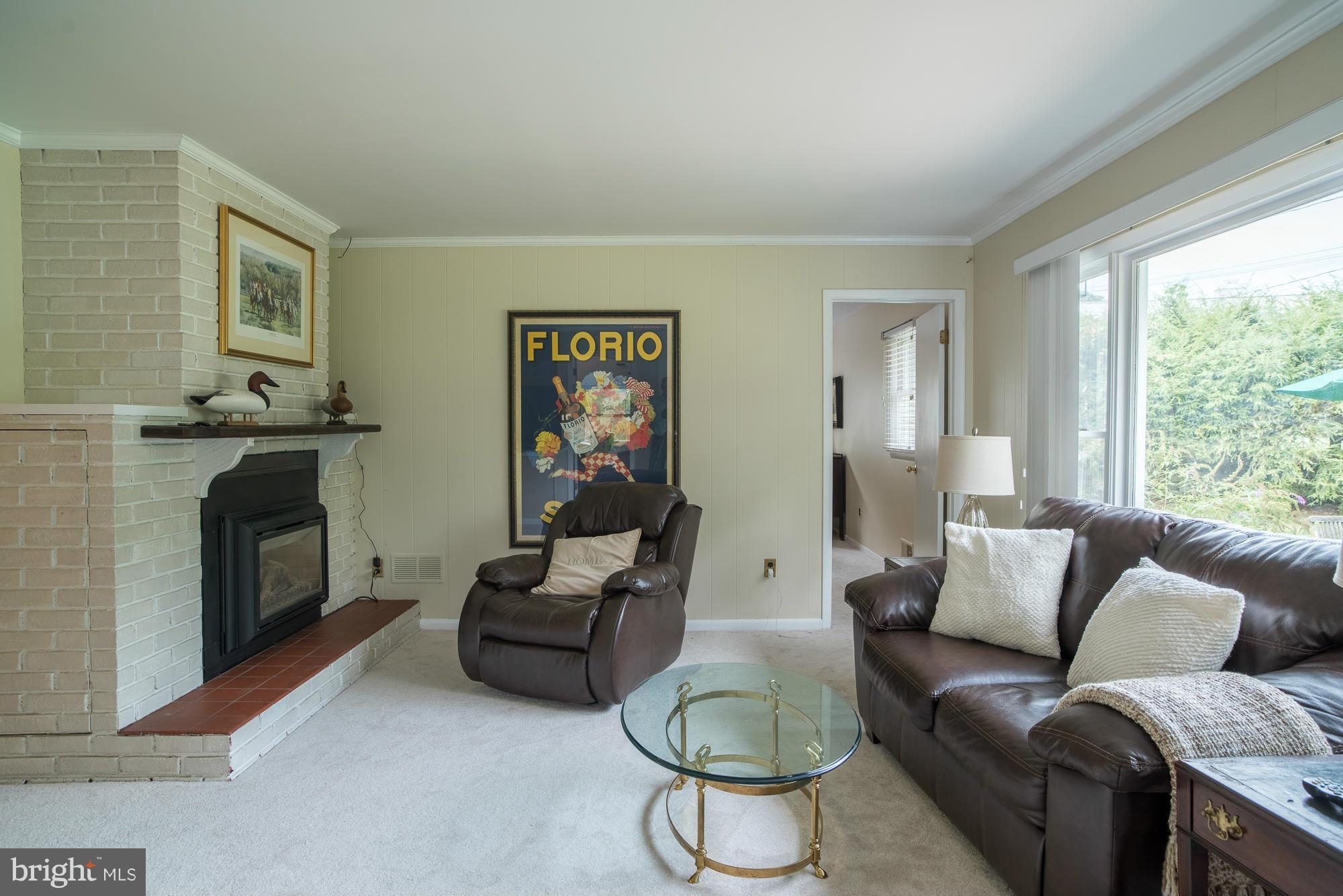 216 Quaker Ridge Road Lutherville-Timonium, MD 21093 - Photo 12 of 26 Family Room