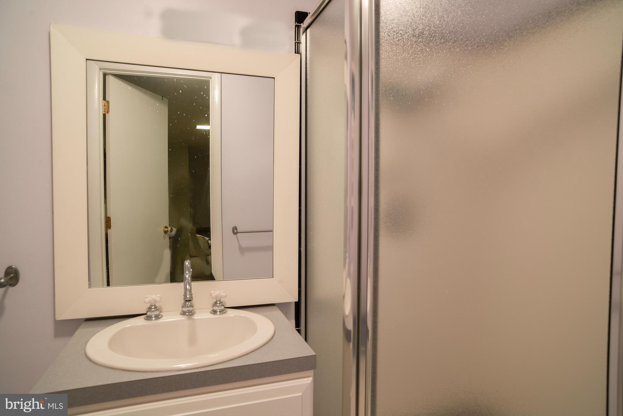 216 Quaker Ridge Road Lutherville-Timonium, MD 21093 - Photo 22 of 26 Bath