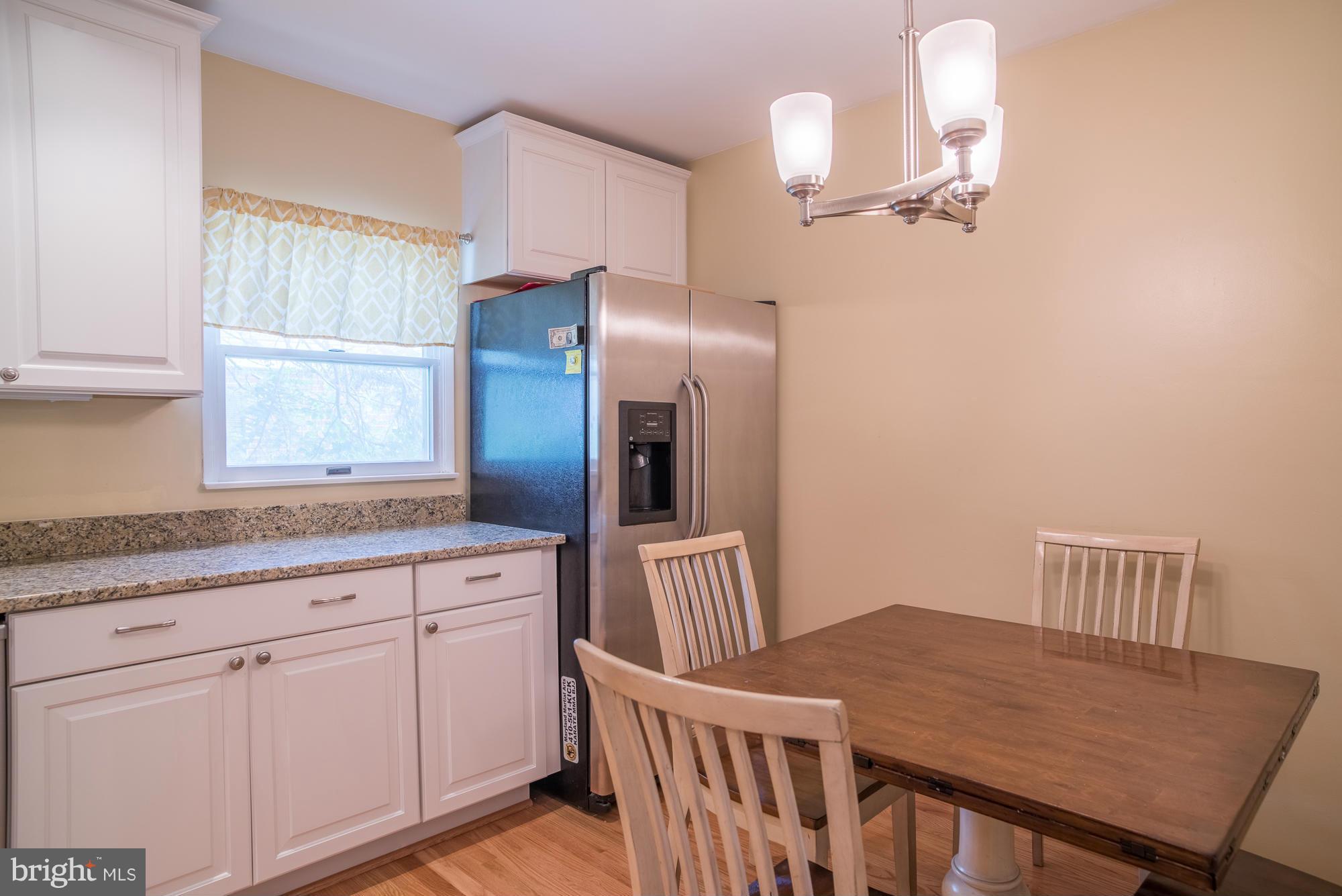 216 Quaker Ridge Road Lutherville-Timonium, MD 21093 - Photo 5 of 26 Kitchen