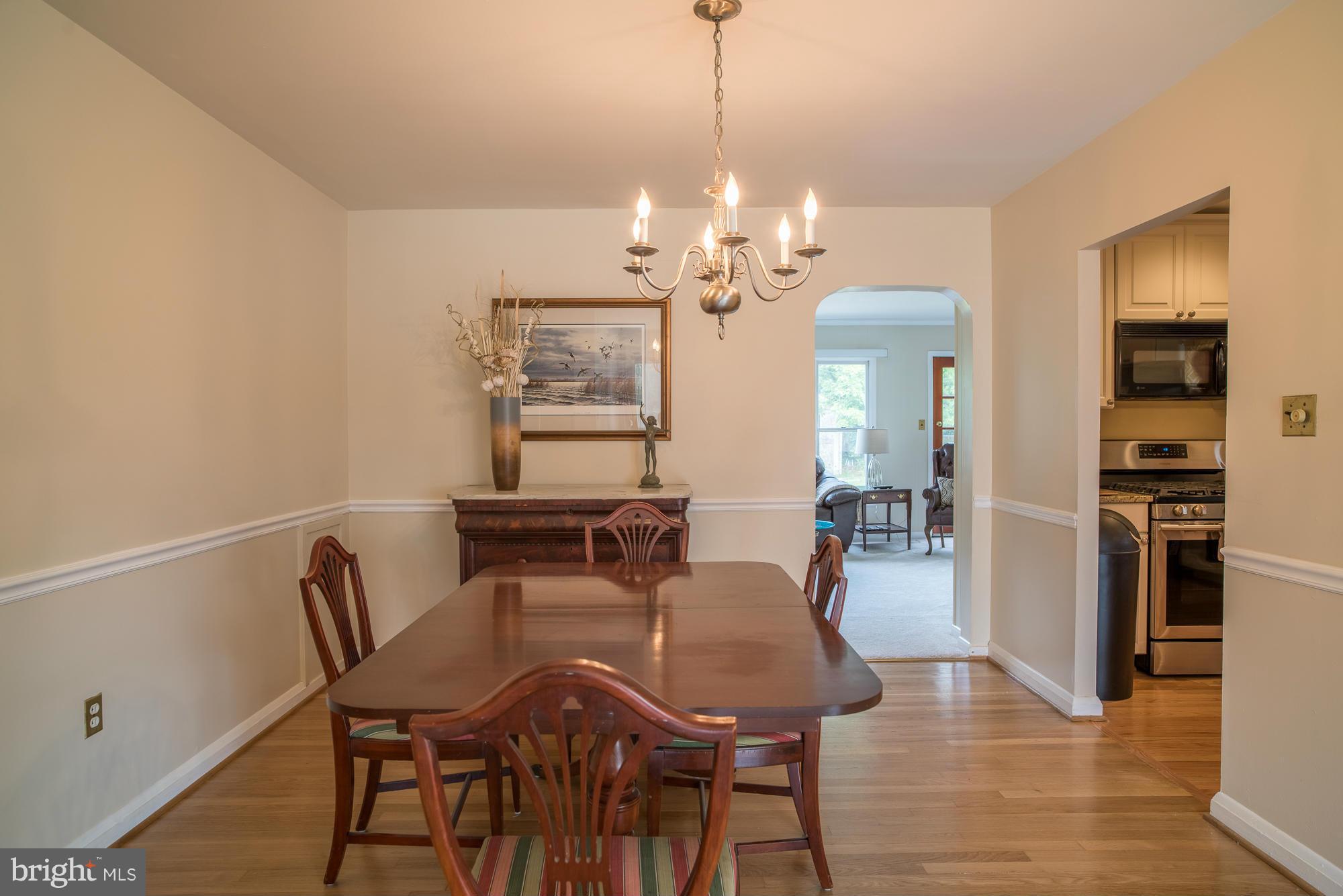 216 Quaker Ridge Road Lutherville-Timonium, MD 21093 - Photo 10 of 26 Dining Room