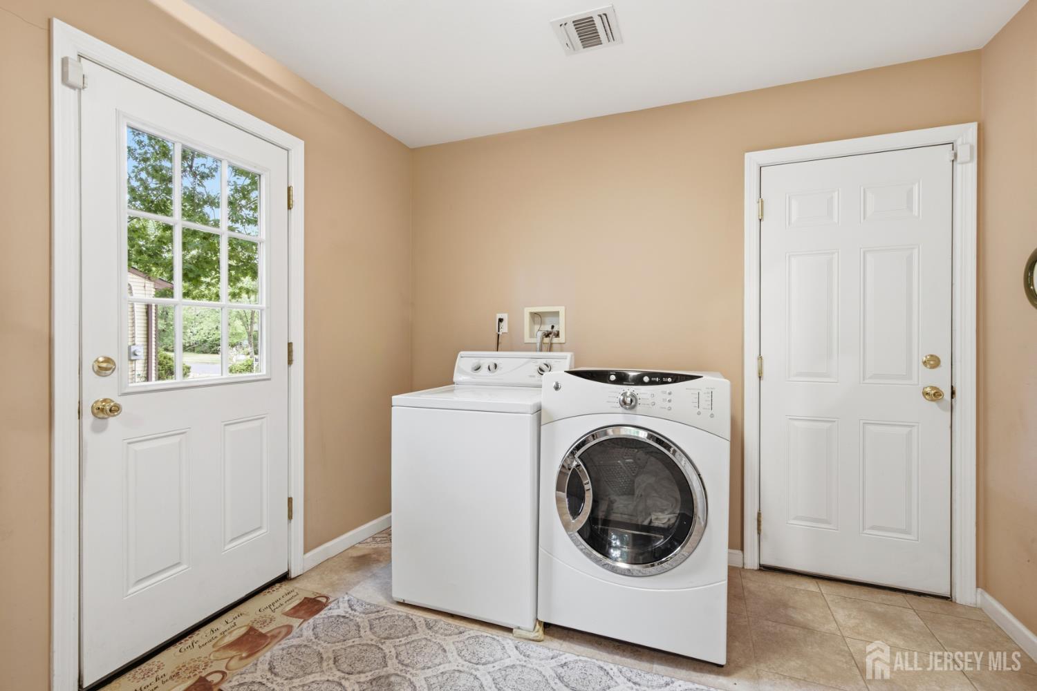 4 Woodruff Road Edison, NJ 08820 - Photo 21 of 43