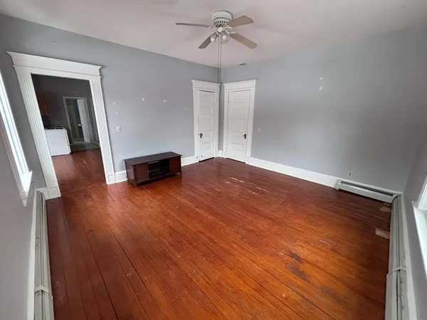 $1,575 | 495 Appleton Street, Unit 2L, Holyoke, MA 01040