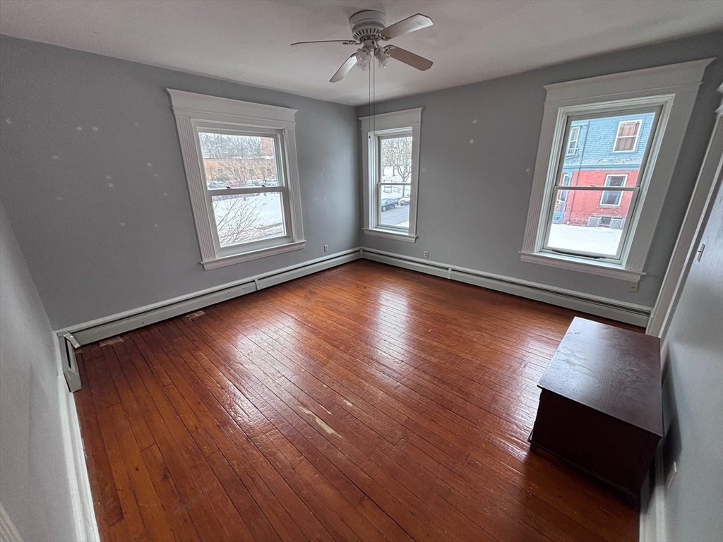 495 Appleton Street, Unit 2L Holyoke, MA 01040 - Photo 8 of 11