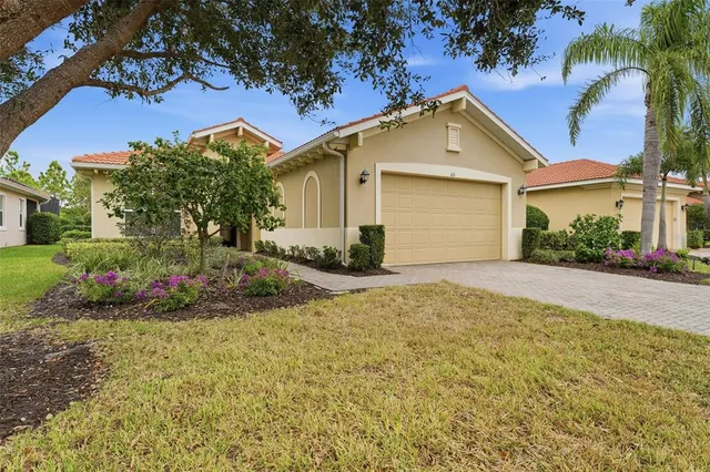 $550,000 | 115 Avalini Way, Nokomis, FL 34275