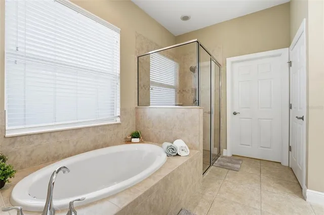 $550,000 | 115 Avalini Way, Nokomis, FL 34275