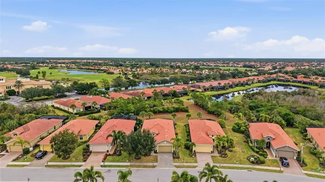 $550,000 | 115 Avalini Way, Nokomis, FL 34275