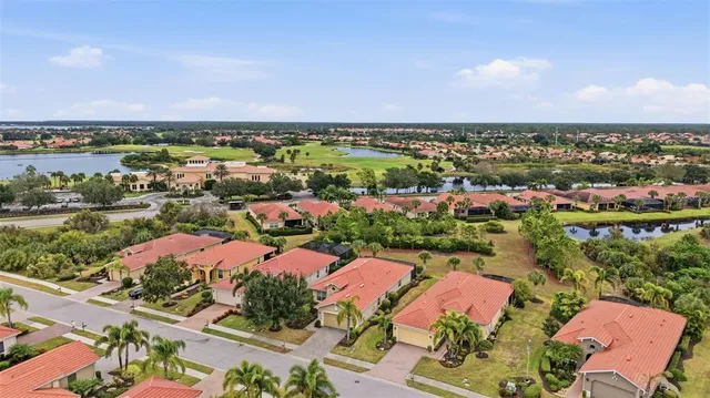 $550,000 | 115 Avalini Way, Nokomis, FL 34275
