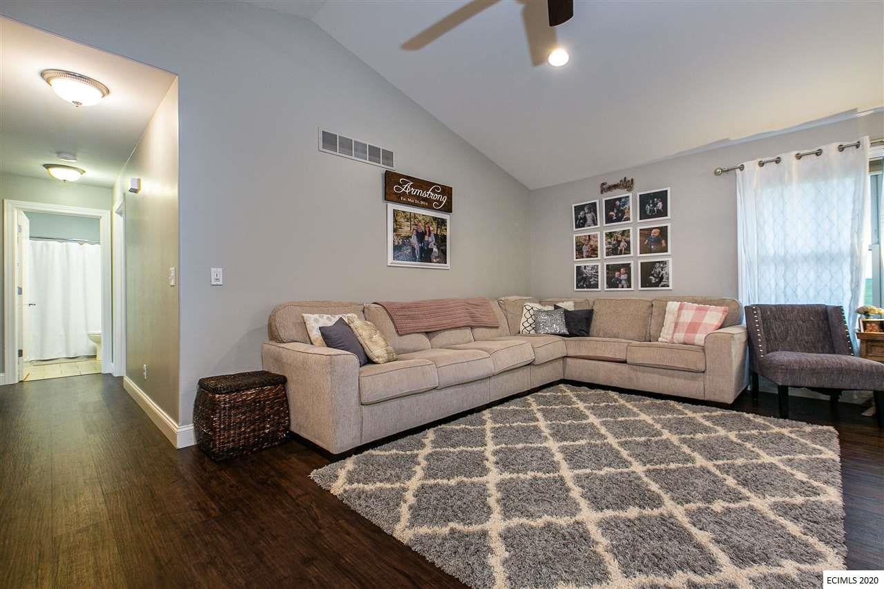 5149 Park Place Dubuque, IA 52002 - Photo 15 of 45 Gallery Image 15