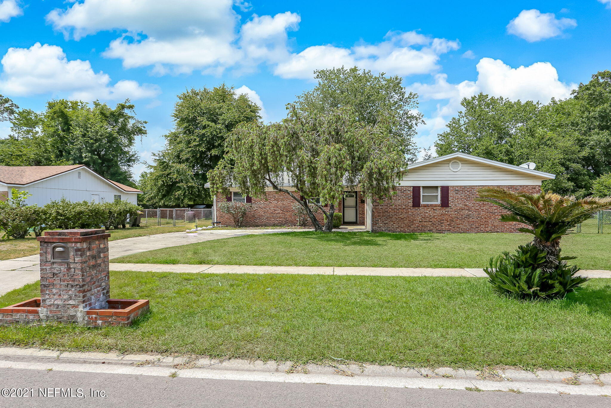 8217 Cassie Road Jacksonville, FL 32221 - Photo 4 of 40 8217 Cassie Rd. Erin King REALTOR