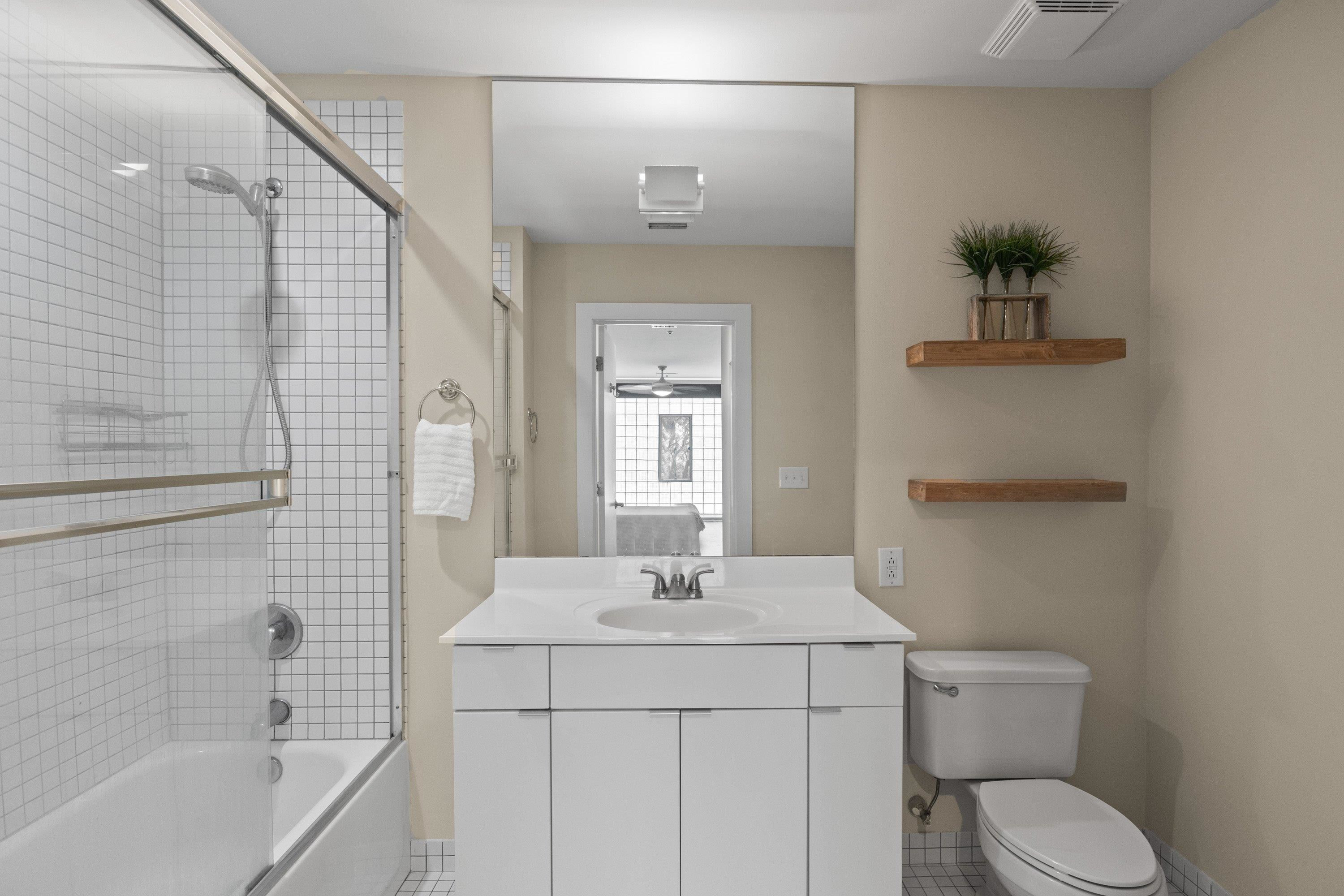 319 Fayetteville Street, Unit 204 Raleigh, NC 27601 - Photo 23 of 38 Photo 23