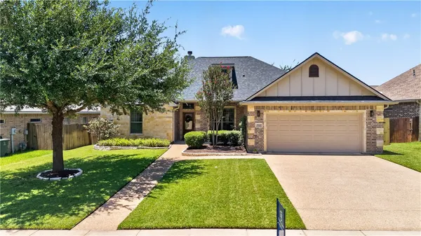 $385,000 | 2909 Agee Court, Bryan, TX 77808