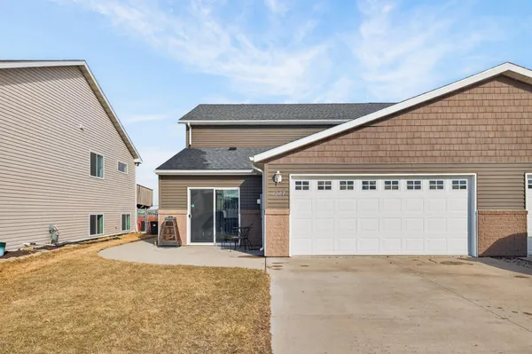 $275,000 | 1287 4th Street Northwest, West Fargo, ND 58078