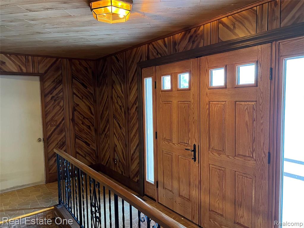 5775 Wildcat Road North Street, MI 48049 - Photo 4 of 31
