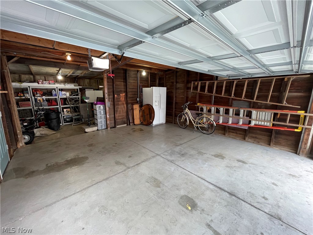 1334 Sunset Road Cleveland, OH 44124 - Photo 27 of 33