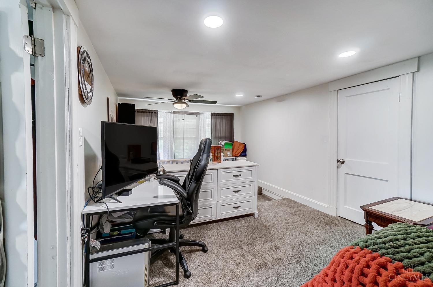 4872 Rapid Run Road Cincinnati, OH 45238 - Photo 16 of 31