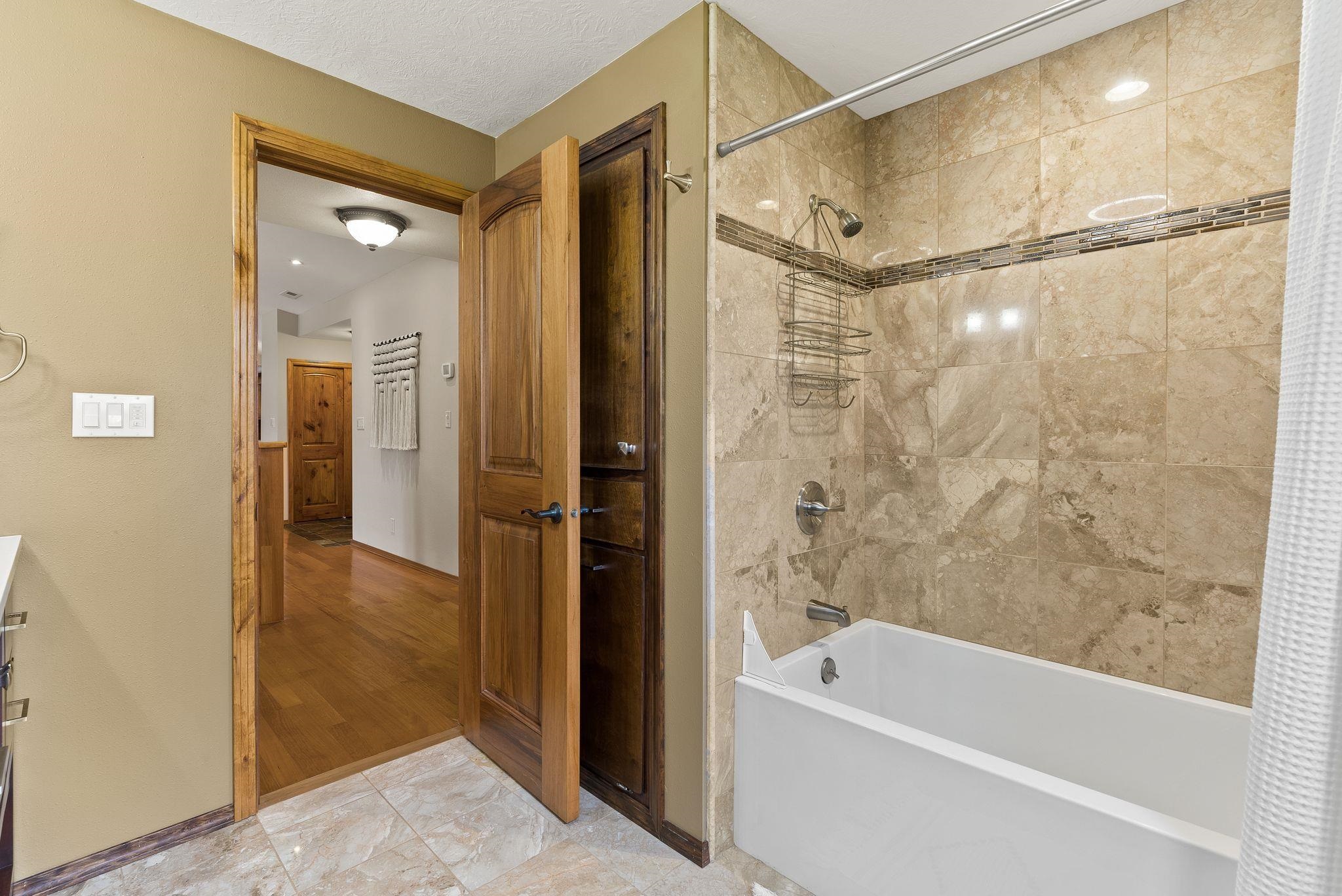 3010 West Hawthorne Road Spokane, WA 99208 - Photo 24 of 50 Gallery Image 24