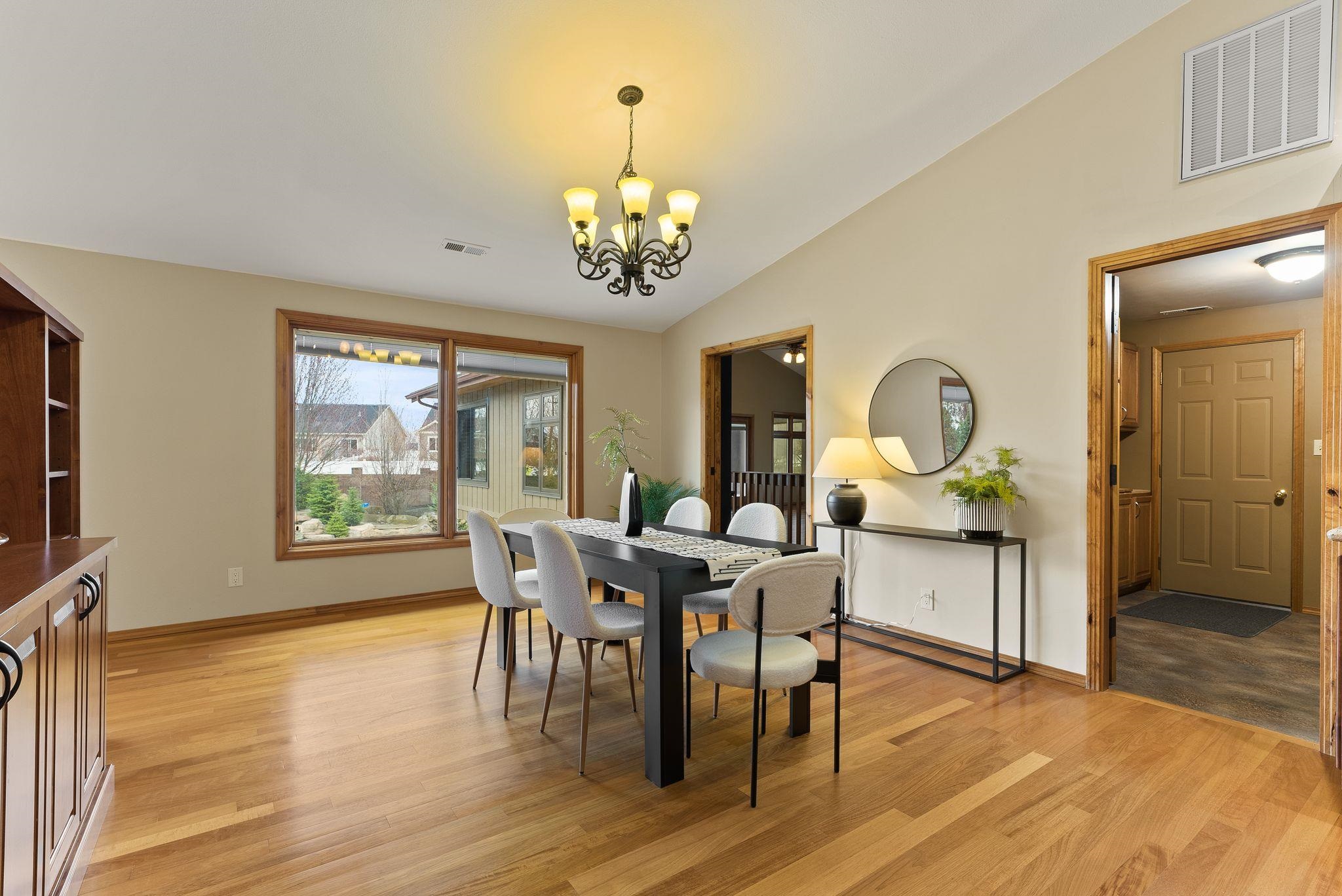3010 West Hawthorne Road Spokane, WA 99208 - Photo 10 of 50 Gallery Image 10