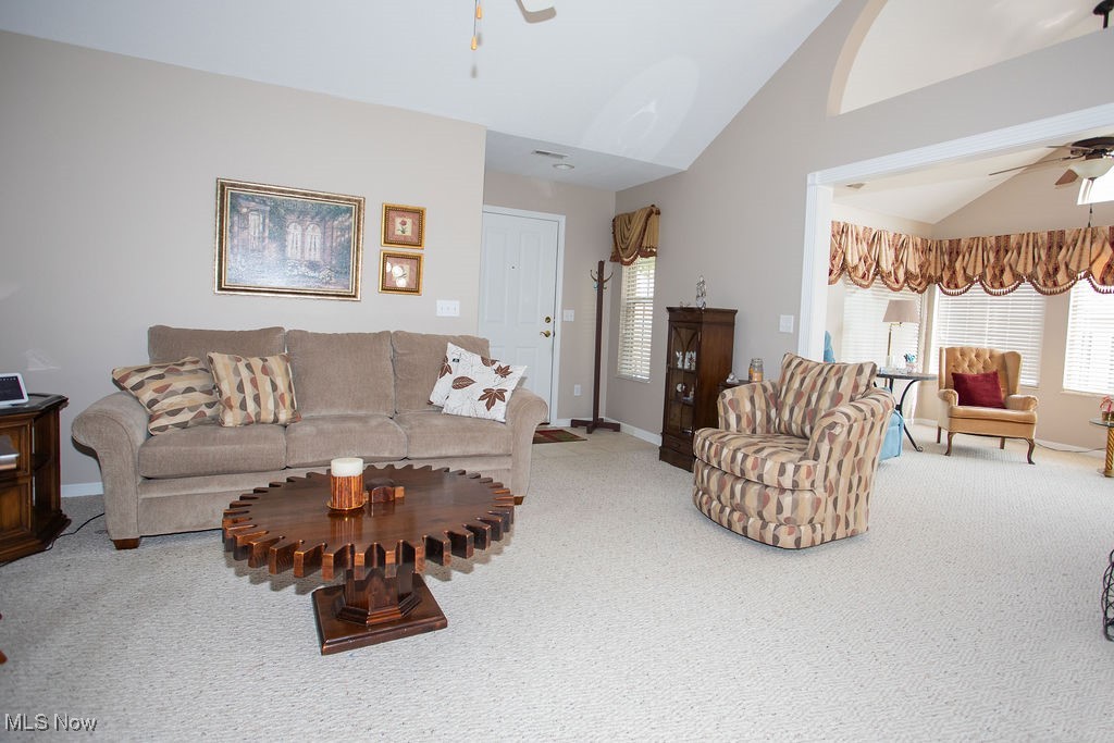 9151 Springfield Road, Unit 202 Youngstown, OH 44514 - Photo 7 of 27 Gallery Image 7