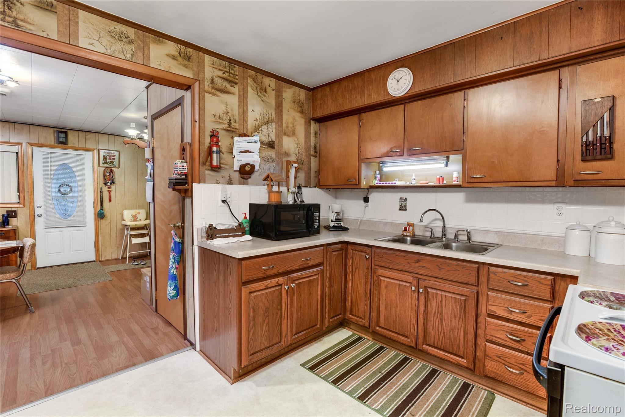 38811 Wade Road Romulus, MI 48174 - Photo 17 of 31 38811+Wade+Rd+Romulus-18-original.jpg