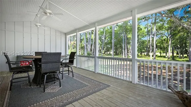 $597,999 | 135 Avenue Of Oaks, Daufuskie Island, SC 29915