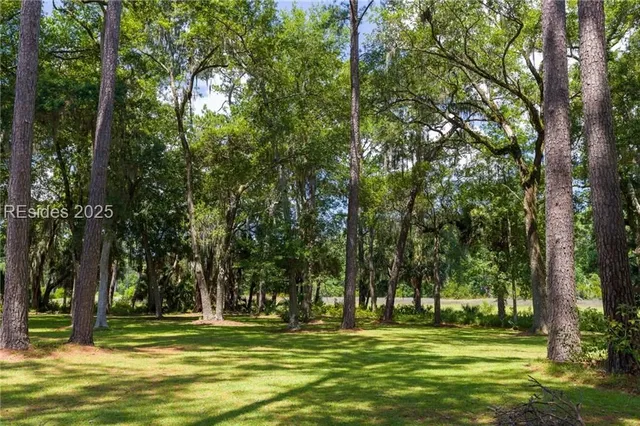 $597,999 | 135 Avenue Of Oaks, Daufuskie Island, SC 29915